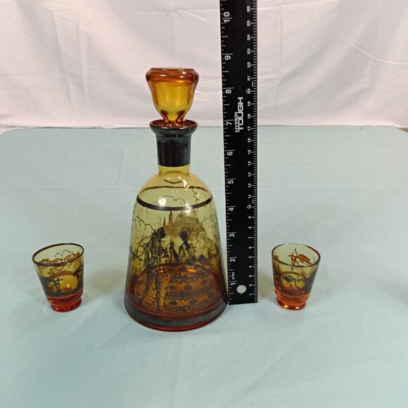 E3-7 Venetian Amber Glass Decanter and Glasses - Picture 5 of 6